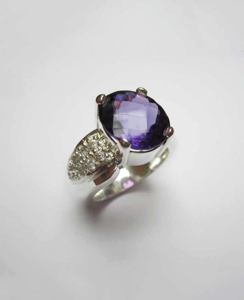 Amethyst Ring – Paradise Gems